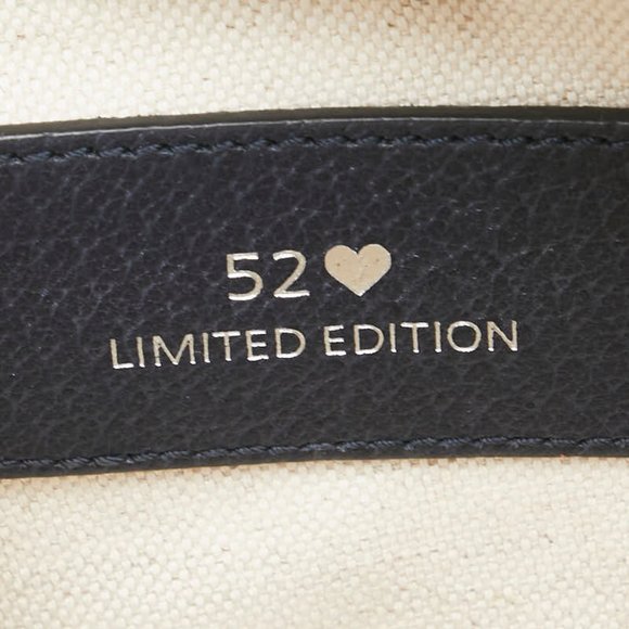 GUCCI Authentic Black Leather Shoulder Bag - Picture 10 of 12